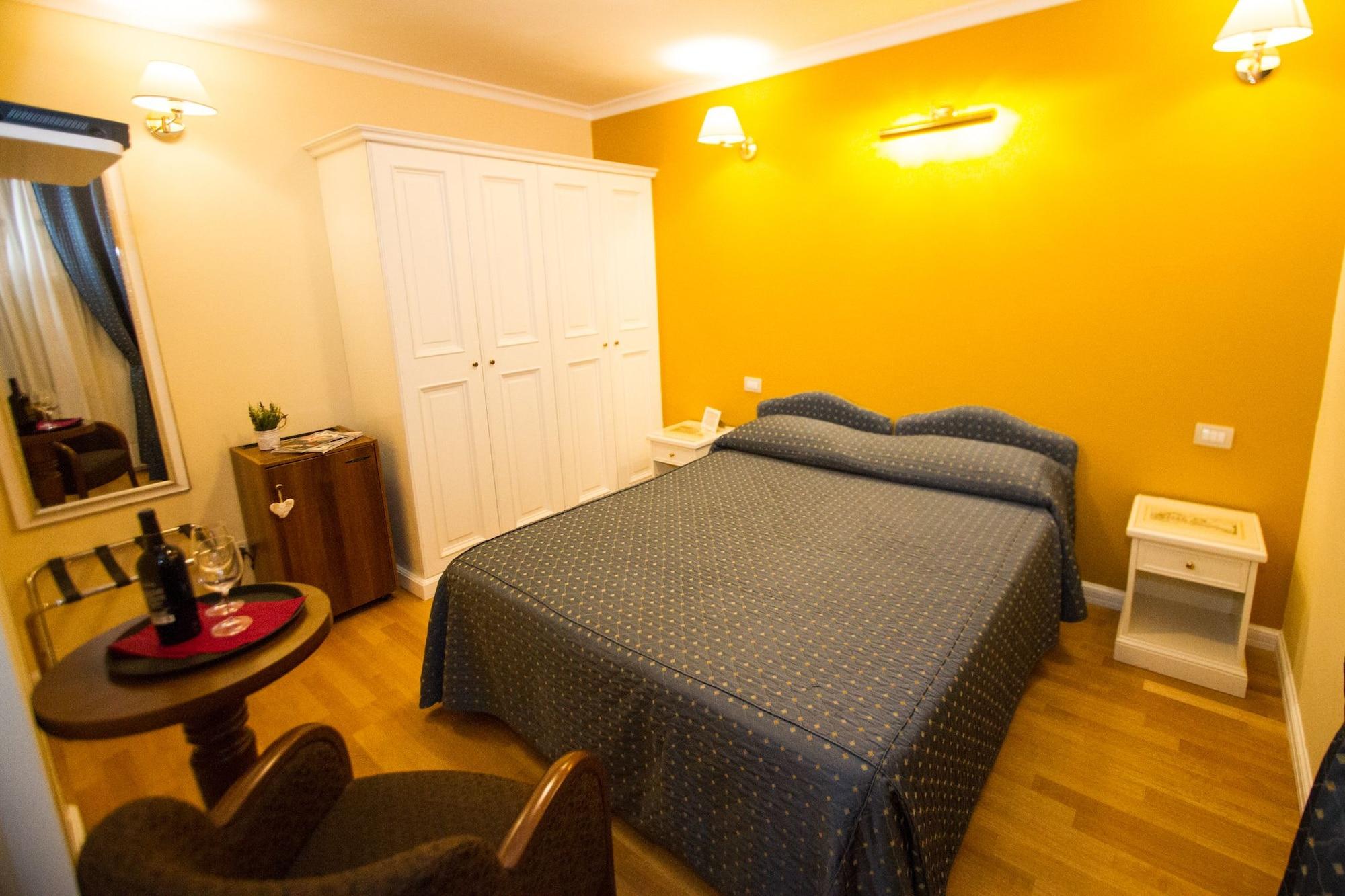 Flann O'Brien Rooms Řím Exteriér fotografie